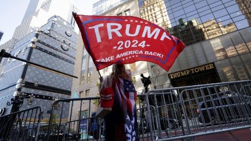 Vatikan: Kardinal Parolin wünscht Donald Trump „Weisheit“