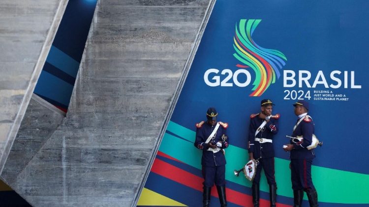 Le Pape François adresse un message au G20 de Rio. 