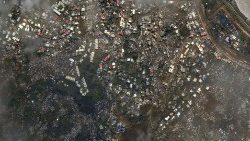 Ein Satellitenbild zeigt Schäden in der Hauptstadt nach dem Zyklon Chido auf Mayotte
