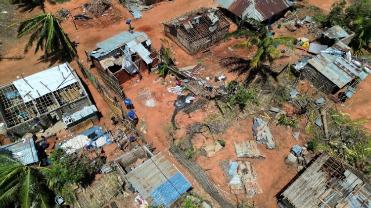 Zerstörte Häuser nach dem Zyklon Chido