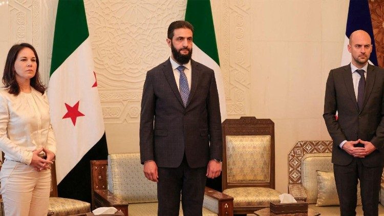 Besuch bei al-Golani:  Deutschlands Außenministerin Annalena Baerbock und ihr französischer Amtskollege Jean-Noël Barrot