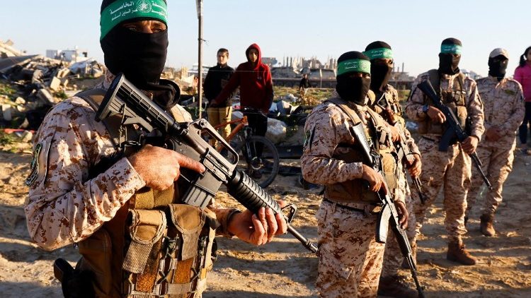 Militanti di Hamas a Khan Younis