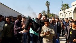 हमास और इजरायल के बीच बंधकों-कैदियों की अदला-बदली 