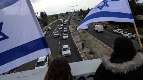 Hamas releases bodies of four hostages to Israel