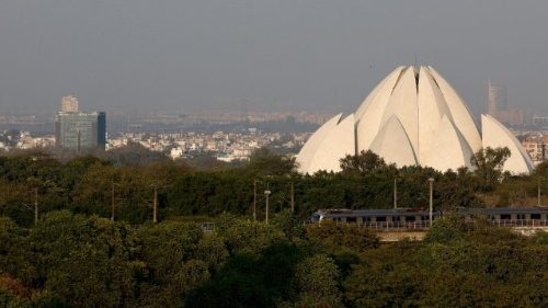 De Délhi a Meca: a oração dos não-cristãos pelo Papa Francisco