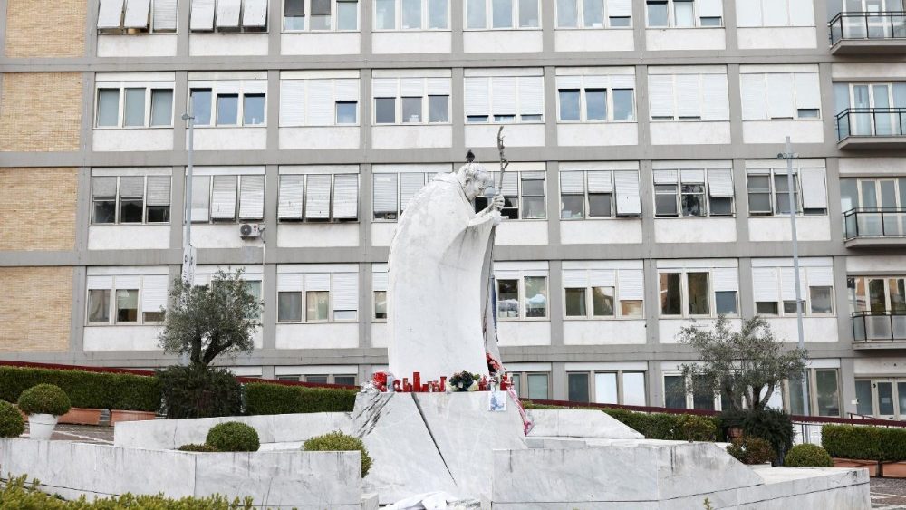 Pope Francis continues treatment at Gemelli Hospital in Rome