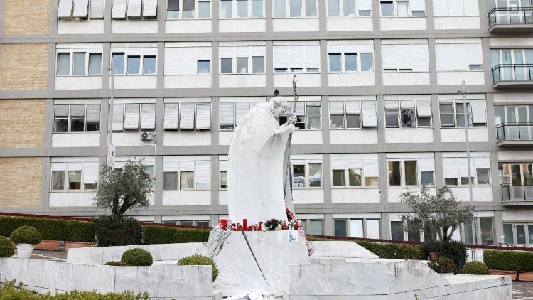Pope Francis continues treatment at Gemelli Hospital in Rome
