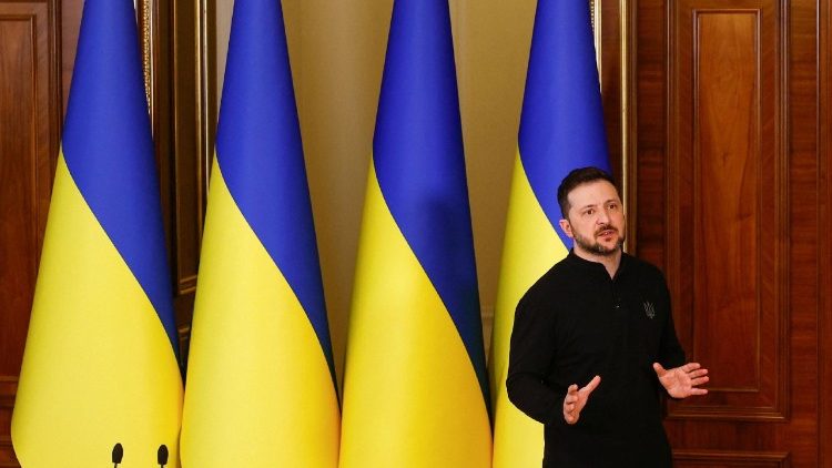 कीव में यूक्रेनी राष्ट्रपति जेलेंस्की