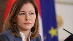 Die österreichische Kultusministerin Claudia Plakolm.