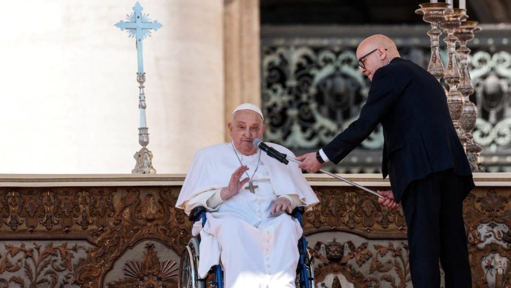 Pope Francis appears for the first time since his return to the Vatican