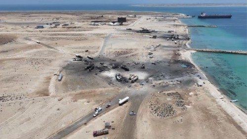 EEUU bombardea el puerto de Ras Issa en Yemen