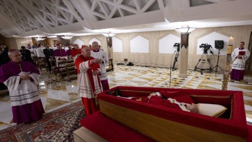 El féretro del Papa Francisco será trasladado a la Basílica de San Pedro