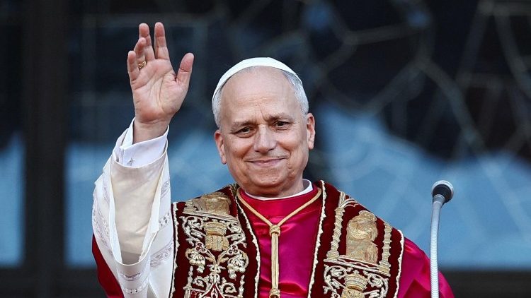 ലിയോ പതിനാലാമൻ പാപ്പാ വിശ്വാസികളെ അഭിസംബോധന ചെയ്യുന്നു 