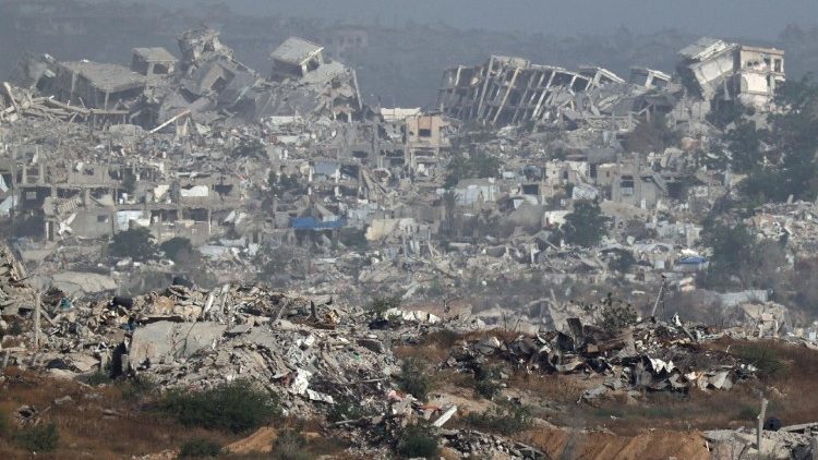 Dai vescovi italiani la richiesta di una veglia di Pentecoste per la pace a Gaza 