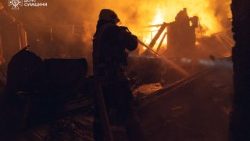 Folgen eines russischen Drohnenangriffs in der Region Sumy