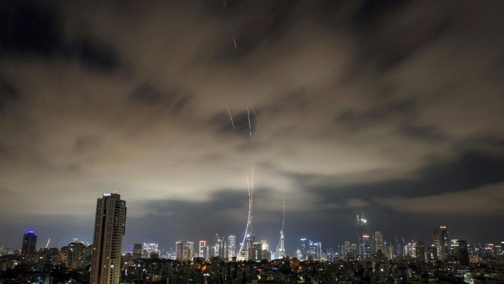 Missiles attack from Iran to Israel