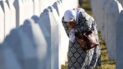 Bosnja shënon 30-vjetorin e masakrës së Srebrenicës