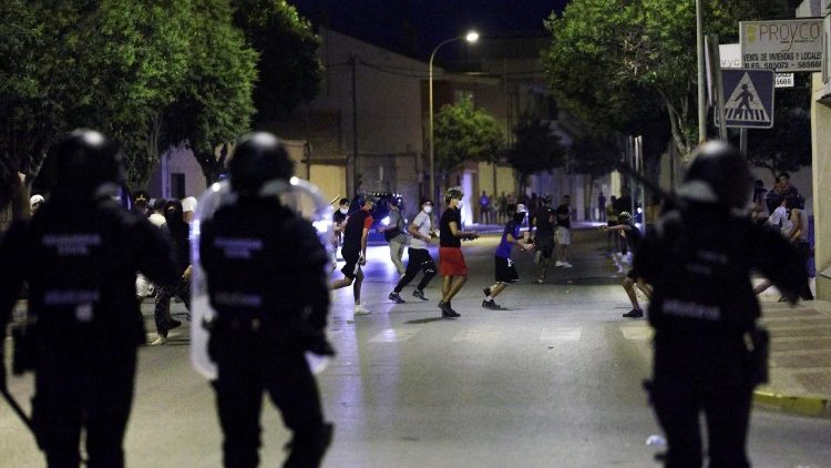 Anti-migrant unrest following an attack on an elderly man by unknown assailants earlier in the week, in Torre Pacheco