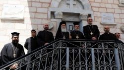 غزة. الأب رومانيلي لوكالة "سير": "في هذا الظلام، لا يزال هناك نور يسطع: إيمان شعبنا"