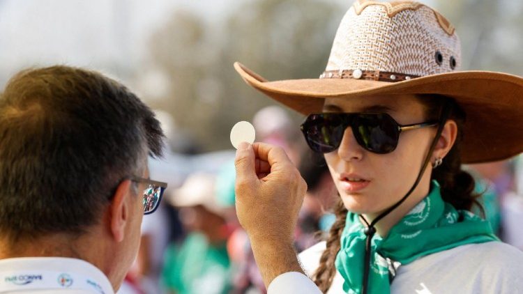 Fotografie de la Sfânta Liturghie de încheiere a Jubileului tinerilor, de duminică, 3 august, de la Tor Vergata