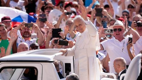 Papa: p&euml;r t&euml; mir&euml;pritur dashurin&euml; e Zotit, duhet p&euml;rgatitur zemra, duke i b&euml;r&euml; vend