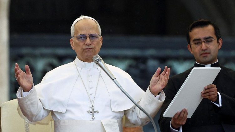 पोप लियो 14वें आमदर्शन समारोह में