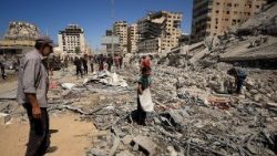 Humanitarian crisis in Gaza