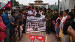 Người dân  tưởng nhớ nạn nhân của các cuộc biểu tình chống tham nhũng ở Kathmandu, Nepal.