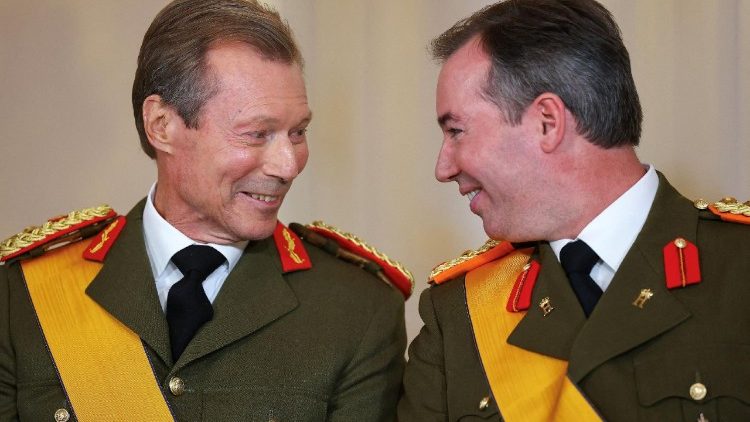 Vater und Sohn (rechts) im Großherzoglichen Palast an diesem Freitag, 3. 10. 2025.