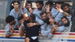 Acuerdo de intercambio de rehenes y prisioneros y alto el fuego entre Hamás e Israel.