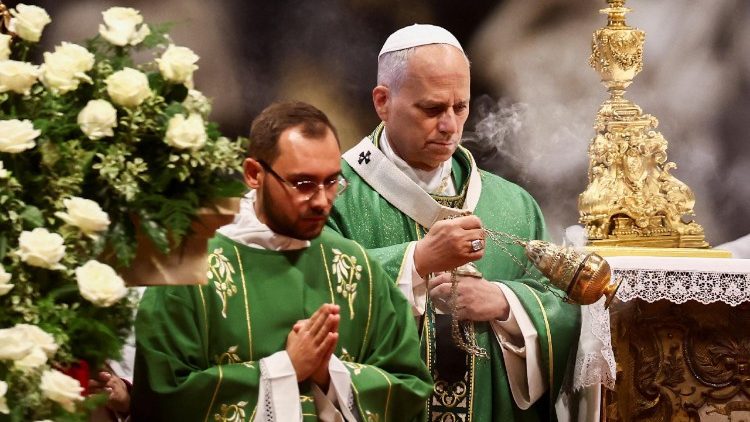 папата на литургията за Юбилея на синодалните групи