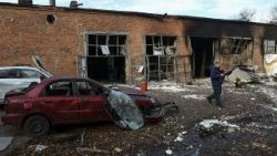 Le conseguenze di un attacco con droni russi a Dnipro