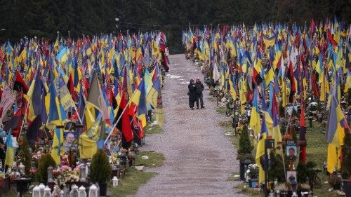 Cemitério de Lychakiv, em Lviv, Ucrânia, em 27 de novembro de 2025. REUTERS/Roman Baluk