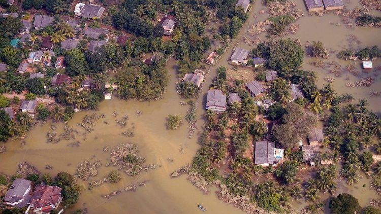 ድሕሪ ሓደ ወርሒ ህቦብላ ኣብ ስሪላንካ ልዕሊ ሚልዮን ሰባት ገና ሓገዝ የድልዮም