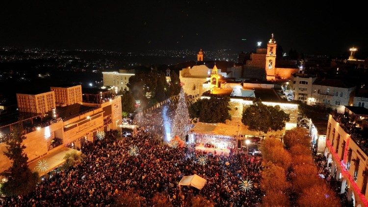 Kalėdų eglės įžiebimo šventė Betliejuje 