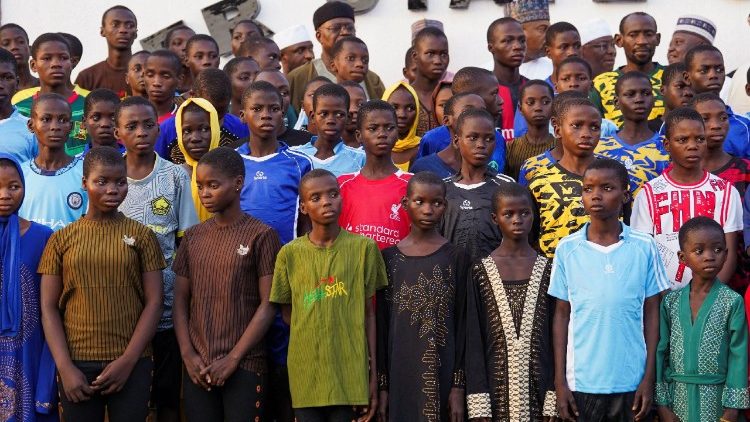 Các học sinh Công giáo St. Mary bị bắt cóc được giải cứu