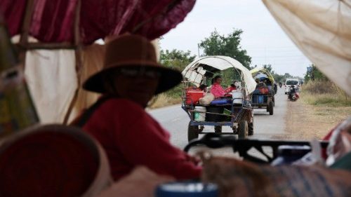 Thailand-Kambodja. P&aring;ven uppmanar till omedelbart eldupph&ouml;r