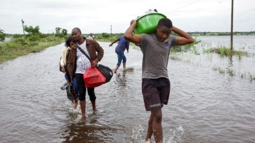Mozambique: se agrava la emergencia por las inundaciones