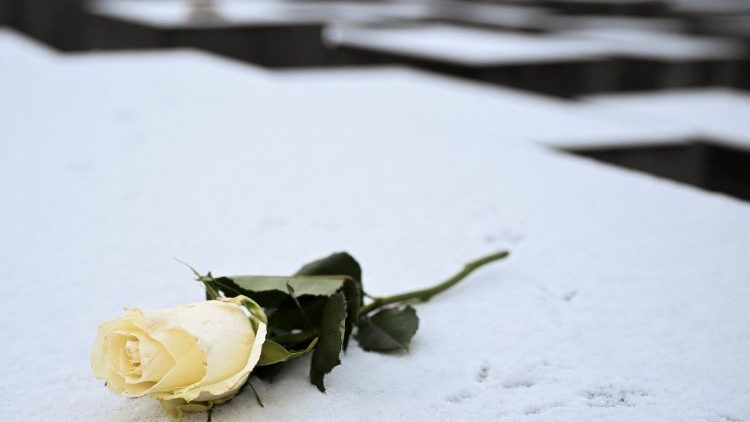 Today is the 25th anniversary of the establishment of the International Holocaust Remembrance Day