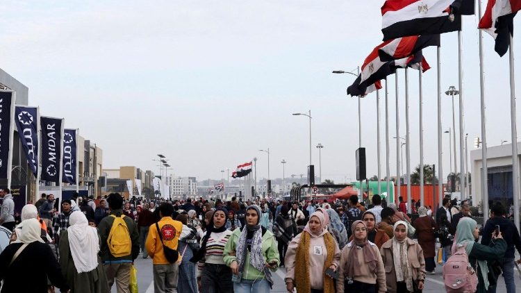 La contribución de las iglesias cristianas al bienestar de la sociedad egipcia