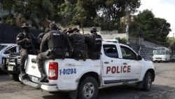 Forze di sicurezza controllano l'ufficio del premier a Port-au-Prince