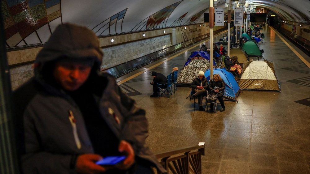 People take shelter inside a metro station during a Russian overnight missile and drone strike, amid Russia's attack on Ukraine, in Kyiv, Ukraine February 7, 2026. REUTERS/Alina Smutko