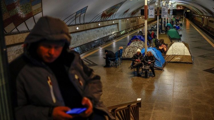 People take shelter inside a metro station during a Russian overnight missile and drone strike, amid Russia's attack on Ukraine, in Kyiv, Ukraine February 7, 2026. REUTERS/Alina Smutko