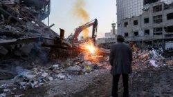 Teerã, danos provocados pelos bombardeios