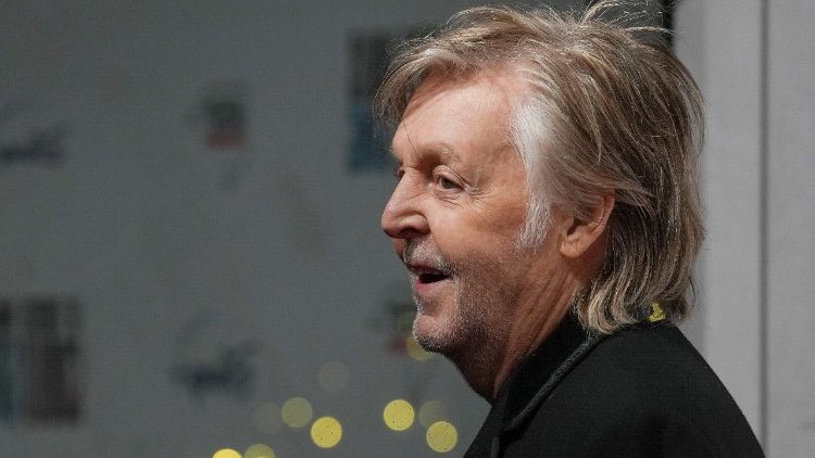 FILE PHOTO: British premiere of ''If These Walls Could Sing" in London