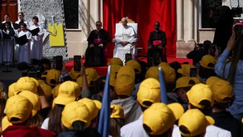 Св. Отец – молодёжи Монако: не бойтесь посвящать себя Богу и людям