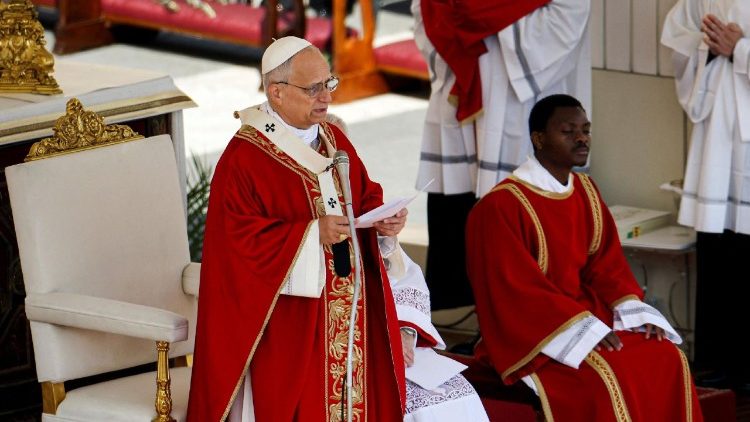 திருப்பலியில் மறையுரை வழங்கும் திருத்தந்தை 