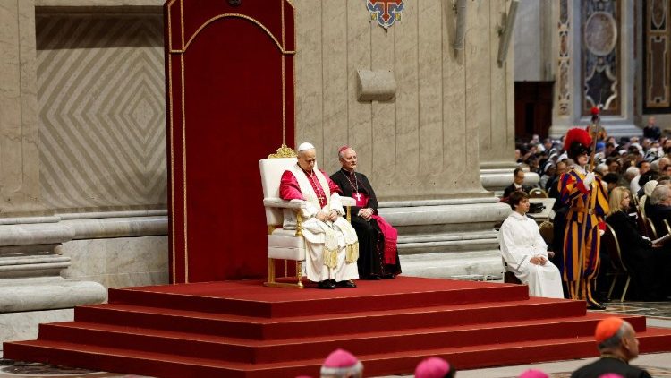 Սուրբ Պետրոսի մէջ խաղաղութեան համար Վարդարանի աղօթք