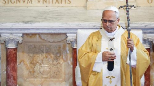 Lev XIV. k alž&iacute;rsk&yacute;m katol&iacute;kům: Dod&aacute;vejte chuť a světlo m&iacute;stu, kde žijete