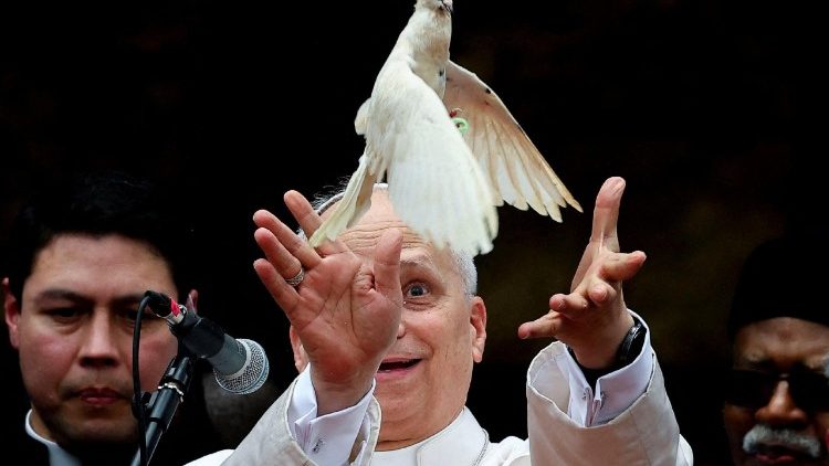 ಬಮೆಂಡಾದ ಸಂತ ಜೋಸೆಫರ ಕ್ಯಾಥೆಡ್ರಲ್‌ನಲ್ಲಿ ಜಗದ್ಗುರು ಲಿಯೋರವರ ಶಾಂತಿ ಸಭೆಯ ಅಧ್ಯಕ್ಷತೆ ವಹಿಸಿದ್ದರು.